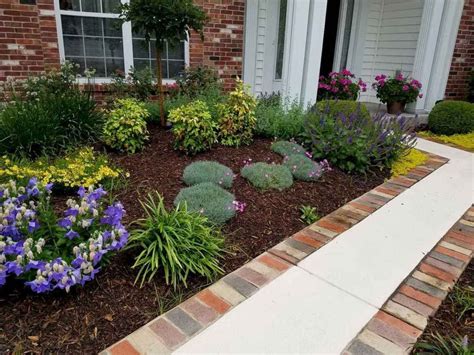 simple low maintenance landscaping ideas.